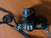 NIKON F601 z bardzo dobrym obiektywem !
