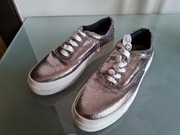 PULL & BEAR SUPER BUTY NOWE 37