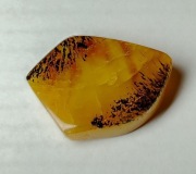 Bursztyn bałtycki bryłka