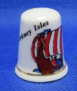 Naparstek Kolekcjonerski Porcelanowy Orkney Isles Łodzie Wikingów 