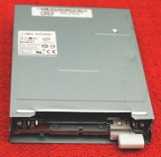 Napęd dyskietek Sony z PC do Amigi 600, 1200