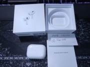 Etui ładujące AirPods Pro 2. generacji Lightning (A2700)
