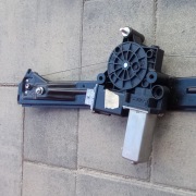 Lancia Delta podnośnik szyby prawy przód tył