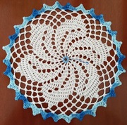 Serwetka, ręczna robota, szydełkowa 21 cm x 21 cm