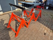 STOJAK WARSZTATOWY Z REGULACJĄ I ROLKĄ – WYTRZYMAŁOŚĆ DO 1300 KG!