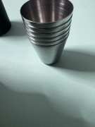 6 metalowych kieliszków turystycznych 30ml