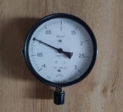 Manometr tarczowy CCCP 1975  od 3 do -1 MPa Fi 16 