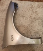 Sprzedam prawy blotnik do Seat Leon I, Toledo II kod lakieru LB7Z.