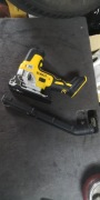 Dewalt DCS335 wyrzynarka Body