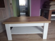 Stolik kawowy  biało drewniany 