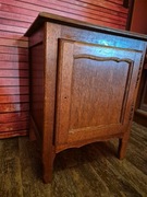 Stylowa szafka nocna