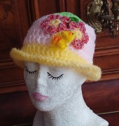 Szydelkowy kapelusik wielkanocny dla dziewczynki 5-8 lat 