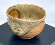Japonia. Czarka do herbaty, Shigaraki Ware. Showa.