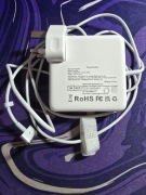 Ładowarka do MacBooka 