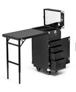 Przenośny stół do makijażu lub manicure