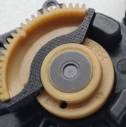 Blokada silniczka klap wirowych BMW N47, N57, B47, B57