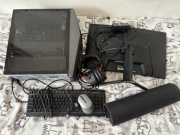 Zestaw Gamingowy - komputer monitor myszka klawiatura słuchawki podkładka