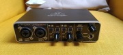 Behringer U-Phoria UMC202HD