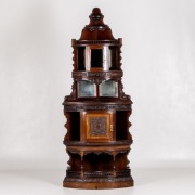 Narożny kredens z XIX w.