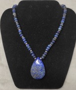 Srebrny naszyjnik z kamieniami naturalnymi lapis lazuri  próba 925