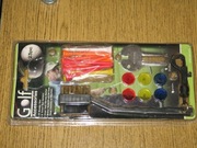 Zestaw akcesoriów do golfa.