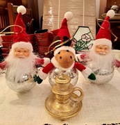 Ozdoby świąteczne- 2 Mikołajów, renifer i świecznik 