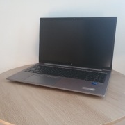 HP ZBook Firefly 15 G8 (tylko odbiór osobisty)