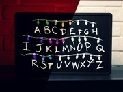 Lampka dekoracyjna LightBox "Stranger Things"