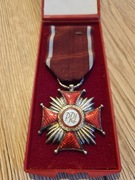 Klaser znaczków PRL + Cuba + kolej, kosmos, fauna – duży zestaw