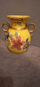 Żółty wazon z Belgii