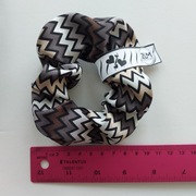 Guma do włosów z jedwabiu. 