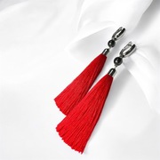 Kolczyki z chwostami w stylu boho | Ręcznie robione kolczyki czerwone