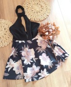 46 44XXXL czarna sukienka rozkloszowana z dekoltem odkryte plecy lato