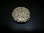 Moneta 1 funt 1983 - Elżbieta II