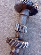 Choinka, wałek główny skrzyni biegów. Fiat 126p, maluch. Stand bdb