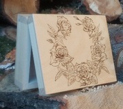 Szkatułka  na biżuterię skrzyneczka