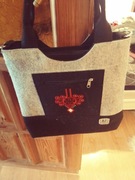 Torba filcowa duza z aplikacja do reki szara czarna