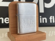 Zapalniczka Zippo 2004 Stomp, Brushed Chrome