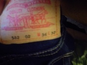 Levi's 582  36/32  wyprzedaż  sale    dżinsowe  modne