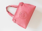 ARMANI JEANS__TOREBKA LAKIEROWANA__ŁOSOSIOWY RÓŻOWY__LOGO__DUŻA __A4