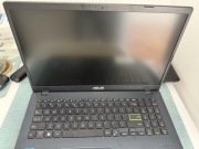 Laptop ASUS E510K jak nowy z gwarancją 1,5 roczn, 15,6’, 4 GB RAM