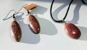 ZESTAW PLEMIENNY wisiorek i kolczyki CZERWONY JASPIS z Brazylii