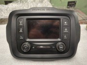 Radio Jeep Renegade Trailhawk polski salon