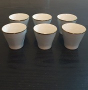 Zestaw 6 kieliszków do jajek Seltmann Weiden – Biała Porcelana i Złoto