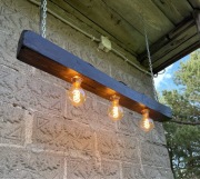 Lampa wisząca z drewnianej belki