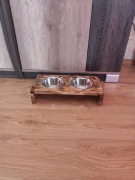 Bufet dla psa z 2 miskami 