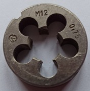 Narzynka prawa M12x0,75 prawoskrętna