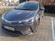Sprzedam toyotę corollę 1,6 comfort z pakietem style  przebieg 68 tys.