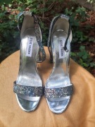 Śliczne sandałki damskie Steve Madden brokatowe 40