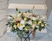 Kompozycja nagrobna stroik na grób